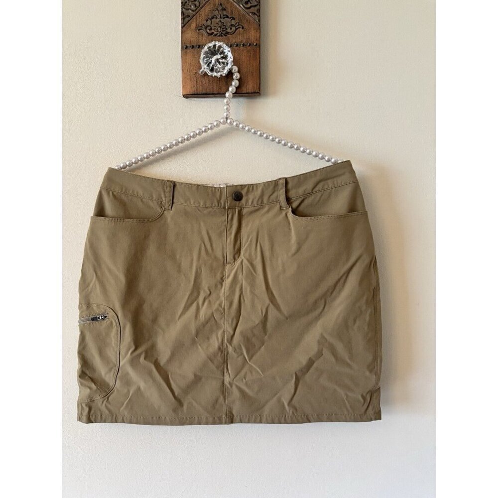 Patagonia Womens Size 10 Khaki Tan Hiking Skirt Nylon Blend